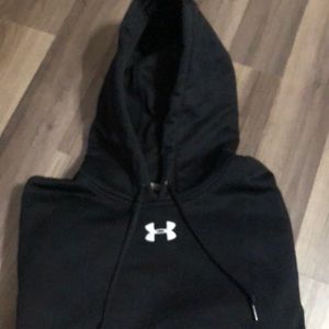 Under Armour size small black pullover hoodie